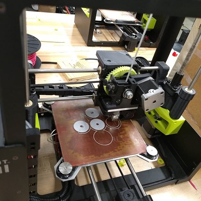 29414921_158078001551196_6281758728349810688_n